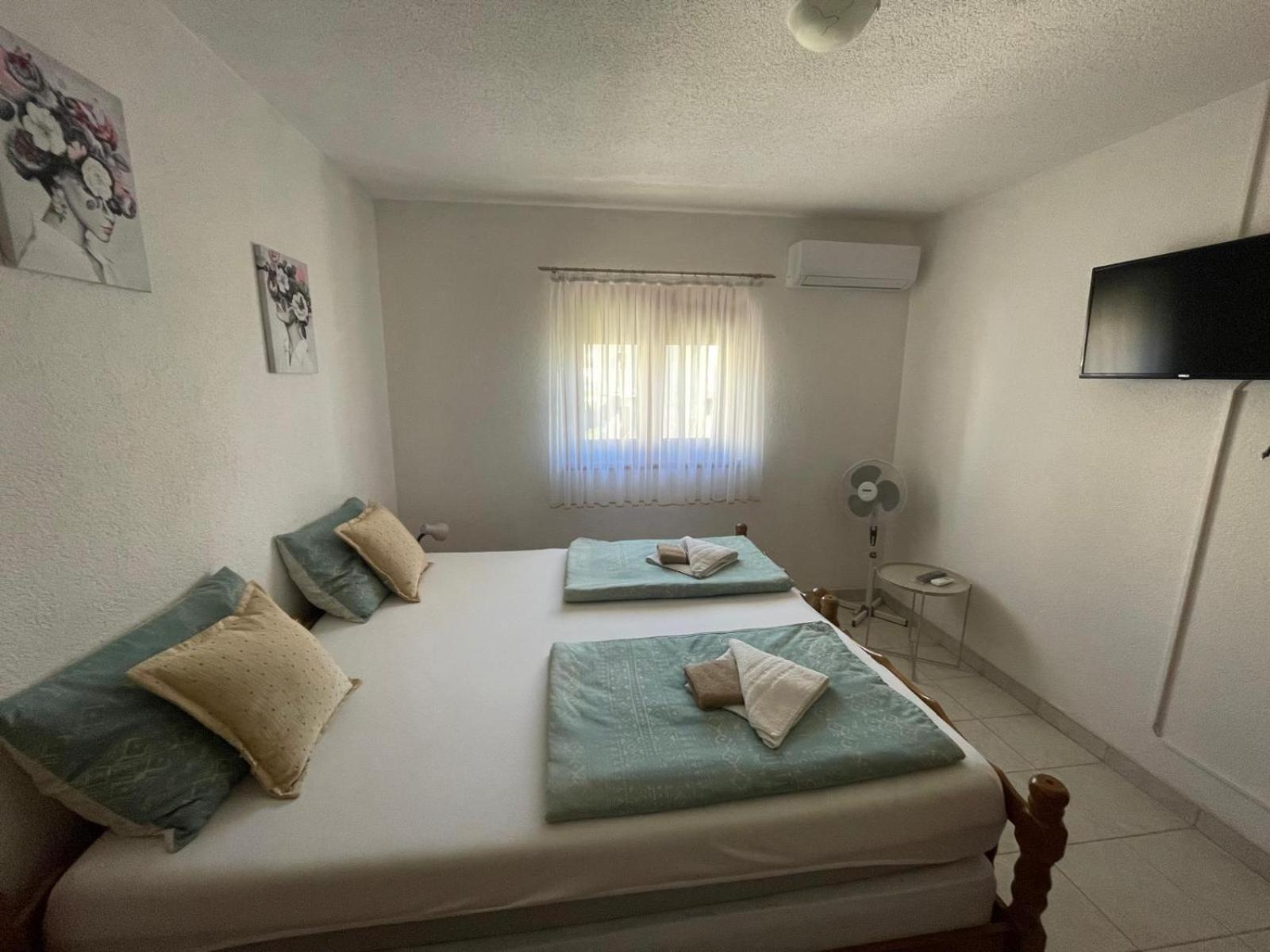 Apartments Mira Neum Bagian luar foto